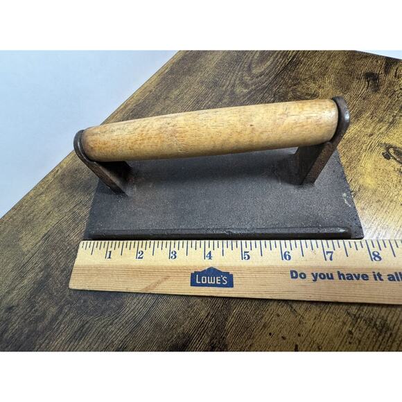 Cast Iron Grill Press for Steak, Burgers, Sandwiches, and Paninis - Picture 8 of 8